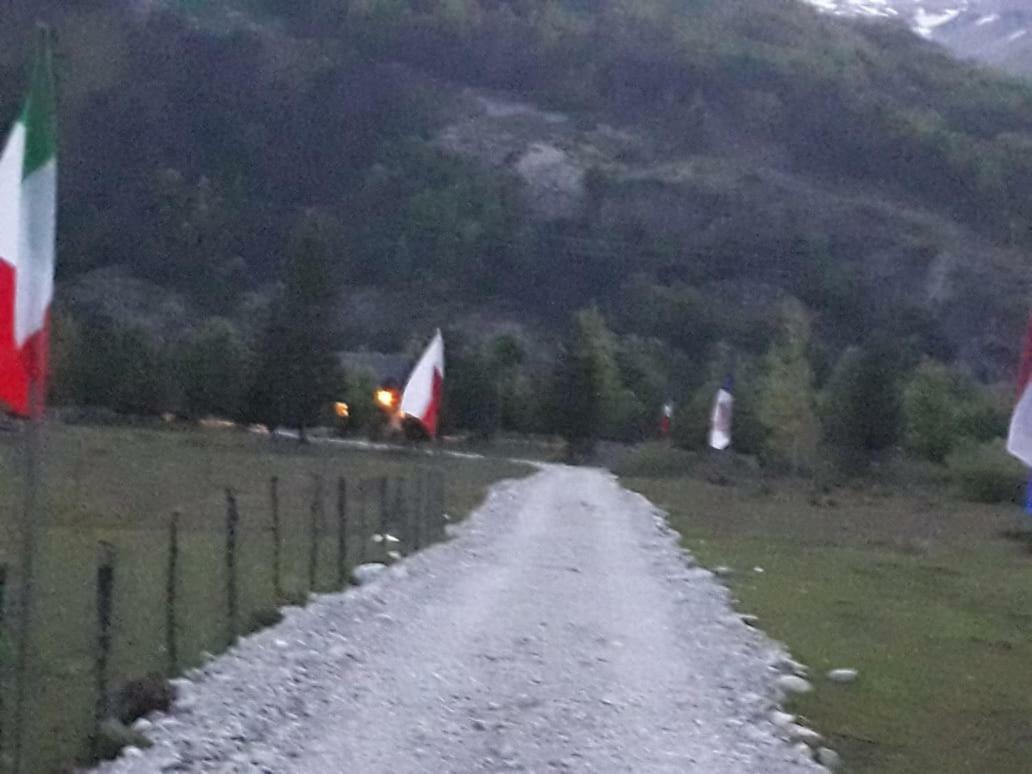 Valbona Eco Camping Hotel Eksteriør billede